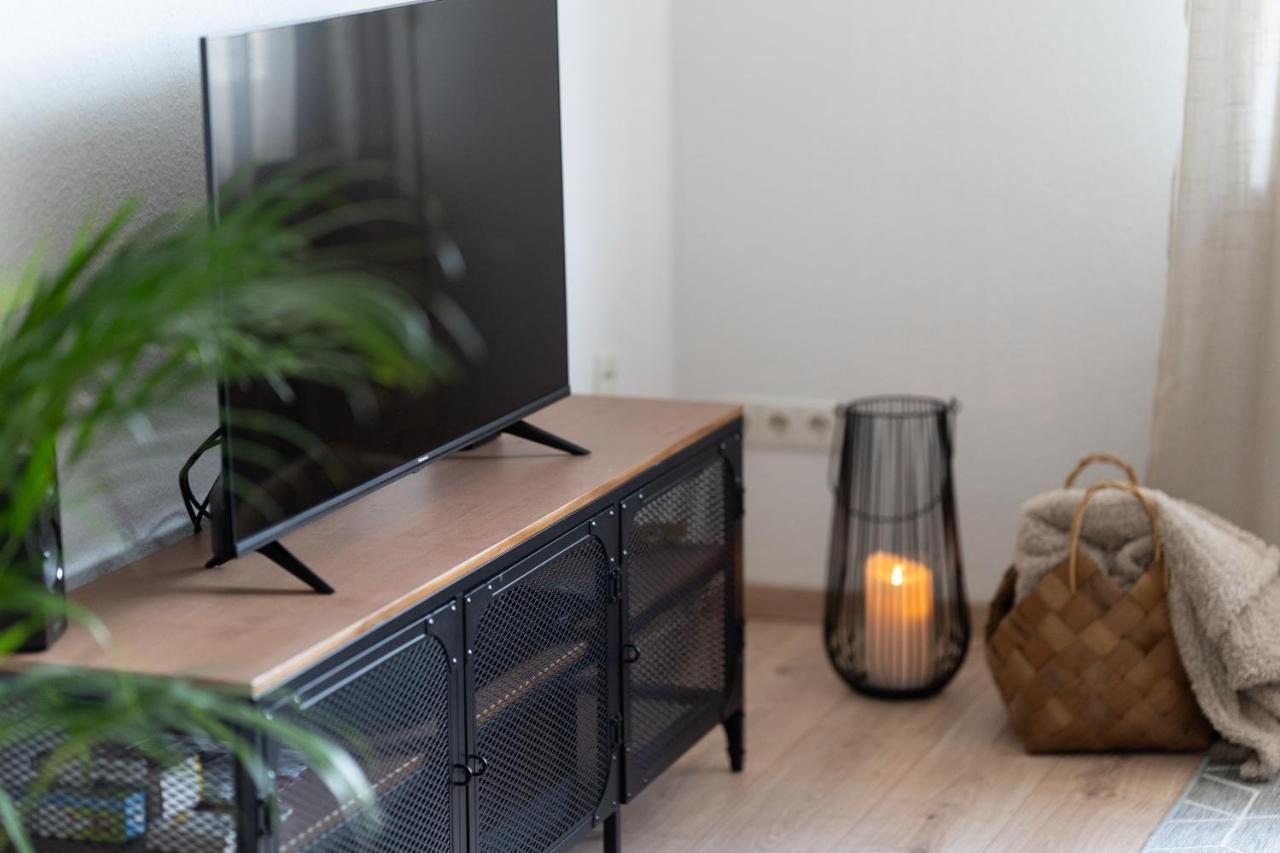Apart63-Modern-3Room I Smart Tv I Free Parking I Free Wifi Hamm  Extérieur photo